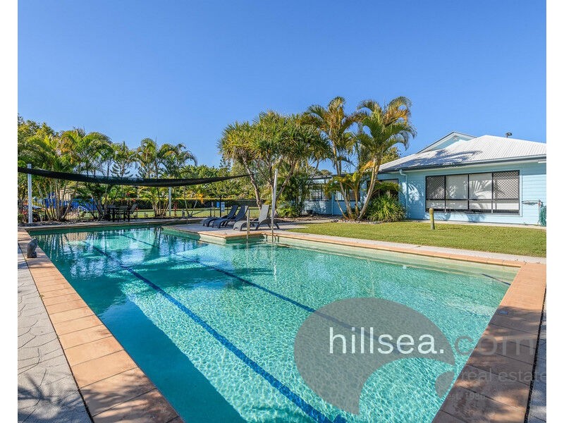 8/11 Treasure Island Drive, Biggera Waters QLD 4216