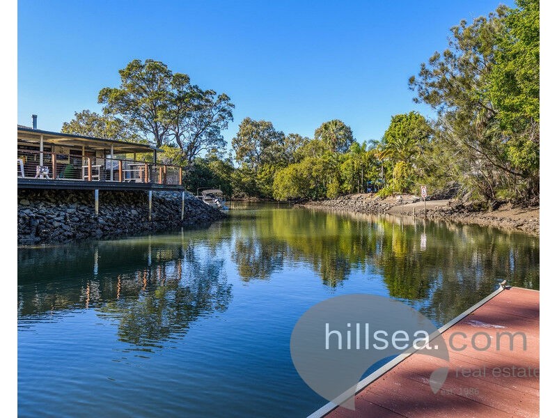8/11 Treasure Island Drive, Biggera Waters QLD 4216