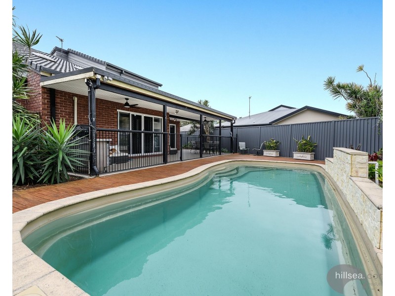 4 Bluegum Avenue, Hollywell QLD 4216