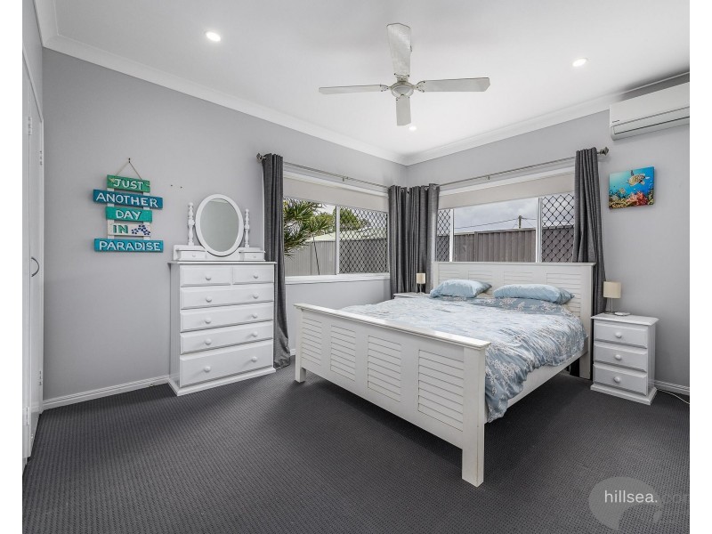 4 Bluegum Avenue, Hollywell QLD 4216