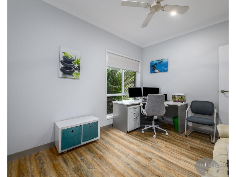 4 Bluegum Avenue, Hollywell QLD 4216