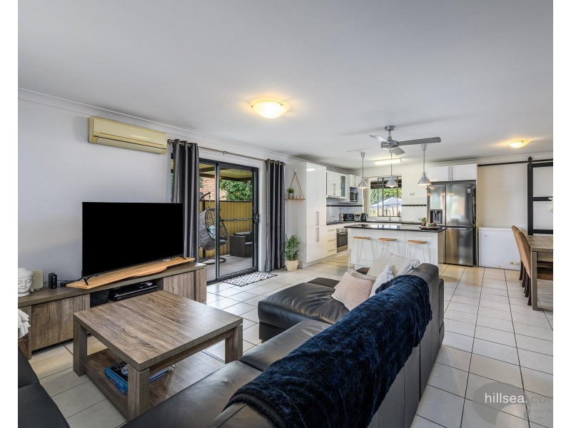 2/405 Bayview Street, Hollywell QLD 4216