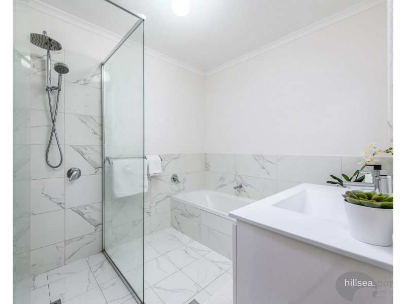 10/447 Pine Ridge Road, Runaway Bay QLD 4216