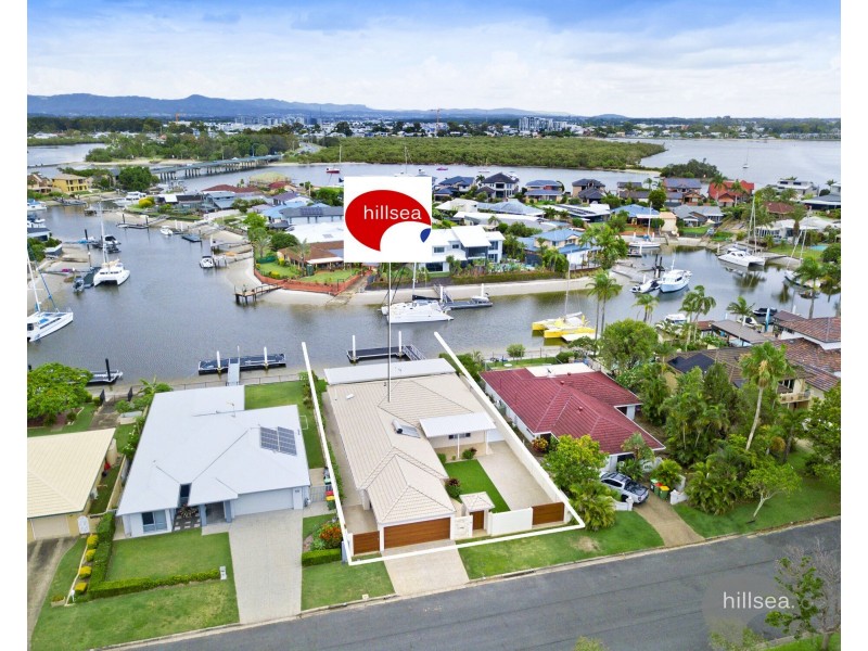 58 O’Grady Drive, Paradise Point QLD 4216