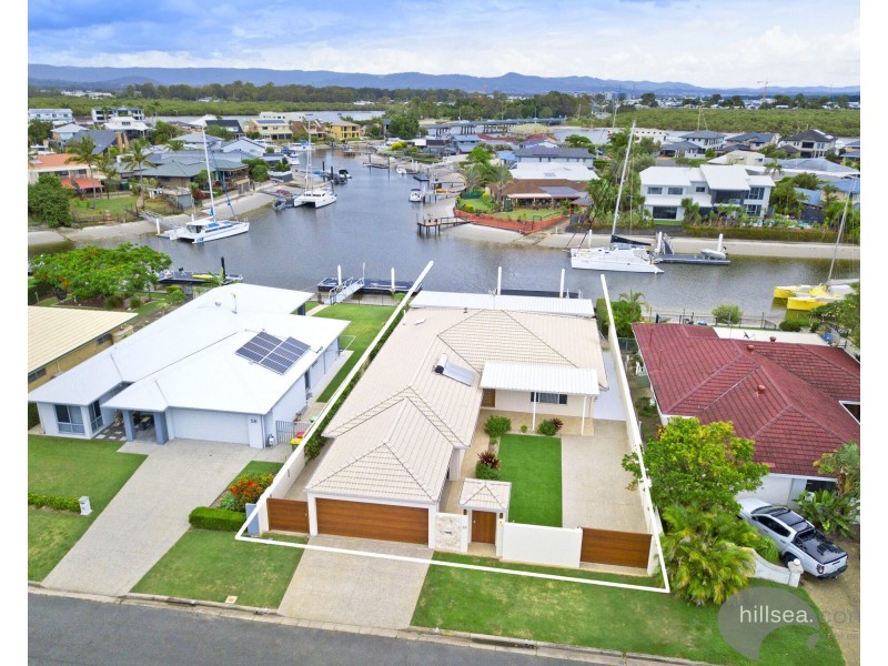 58 O’Grady Drive, Paradise Point QLD 4216