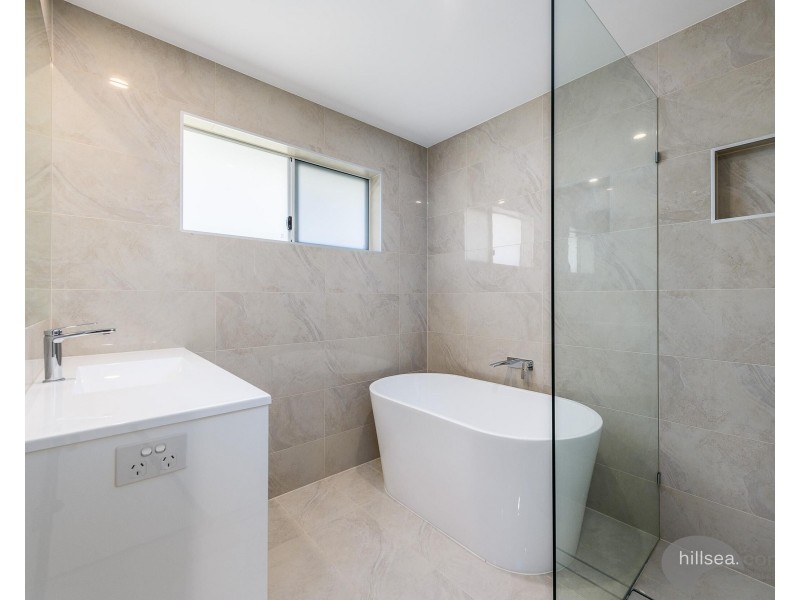 58 O’Grady Drive, Paradise Point QLD 4216