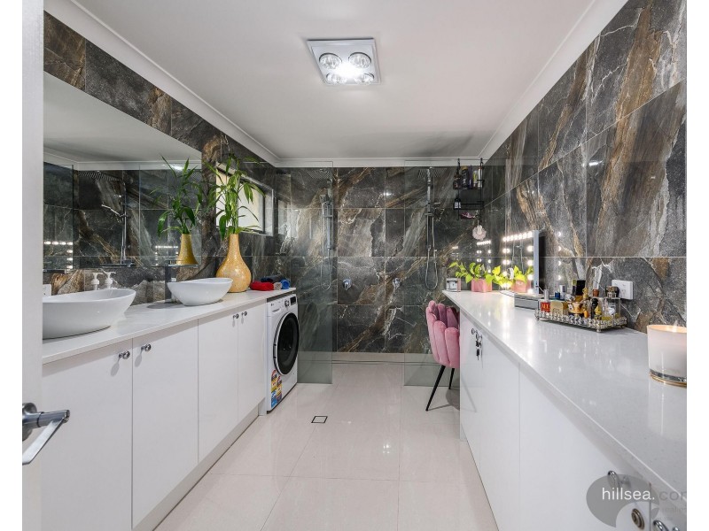 5/168 Frank Street, Labrador QLD 4215