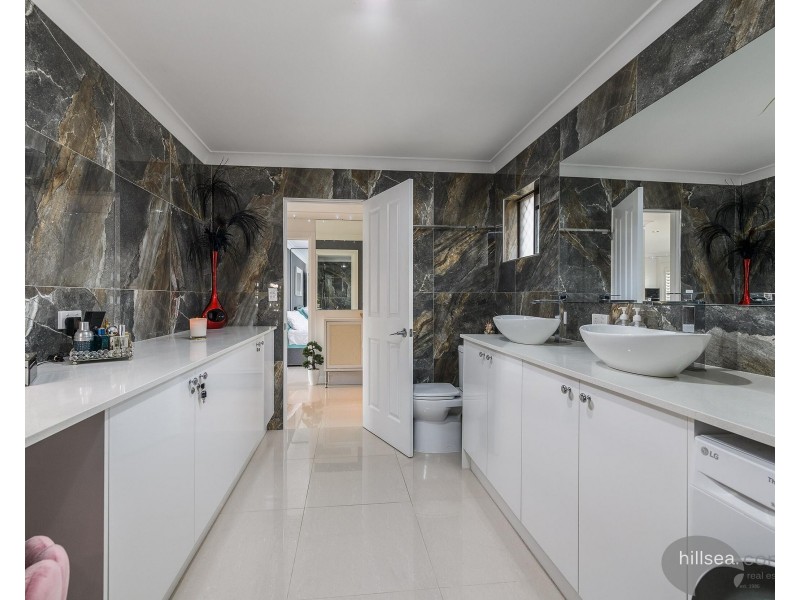 5/168 Frank Street, Labrador QLD 4215