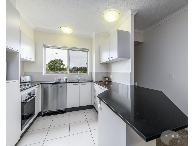 1/77 Brighton Street, Biggera Waters QLD 4216