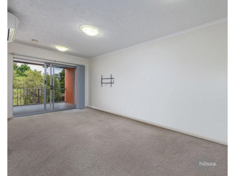 1/77 Brighton Street, Biggera Waters QLD 4216