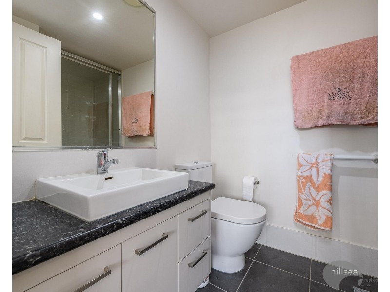 1/77 Brighton Street, Biggera Waters QLD 4216