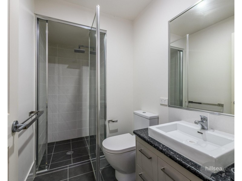 1/77 Brighton Street, Biggera Waters QLD 4216