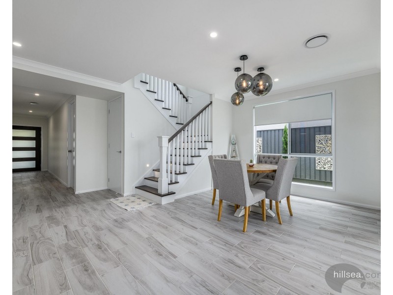 13/1 Lyra Avenue, Hope Island QLD 4212
