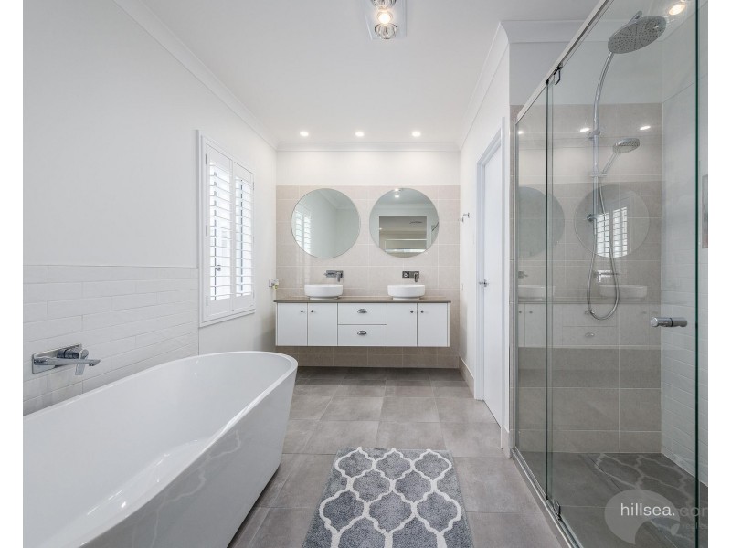 13/1 Lyra Avenue, Hope Island QLD 4212