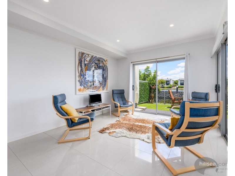 20/156 Marina Quays Boulevard, Hope Island QLD 4212