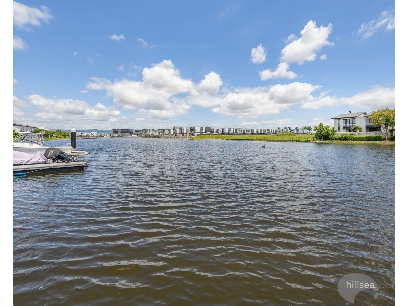 20/156 Marina Quays Boulevard, Hope Island QLD 4212