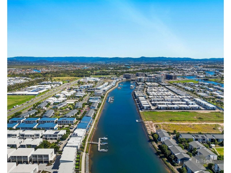 20/156 Marina Quays Boulevard, Hope Island QLD 4212