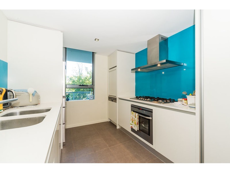 71/20 Bayview Street, Runaway Bay QLD 4216