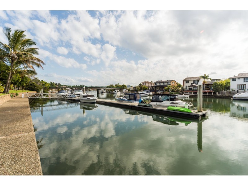 26/100 Morala Avenue, Runaway Bay QLD 4216