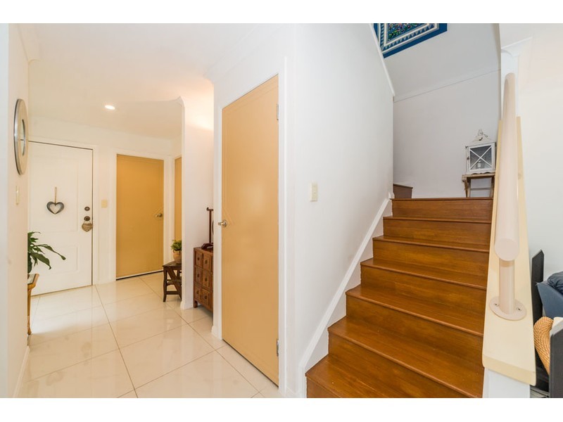 26/100 Morala Avenue, Runaway Bay QLD 4216