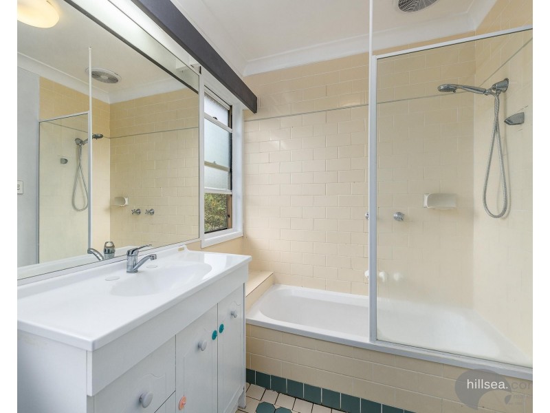 40/75 Brown Street, Labrador QLD 4215