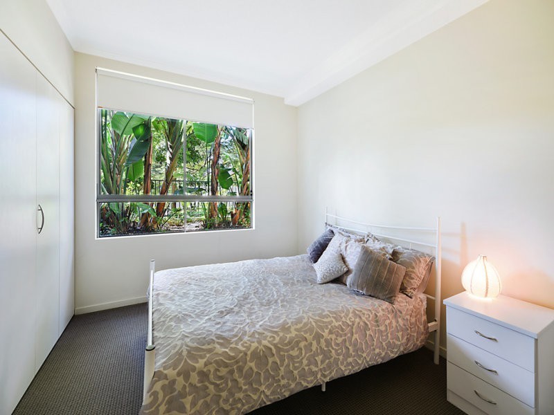 5T/20 Bayview Street, Runaway Bay QLD 4216