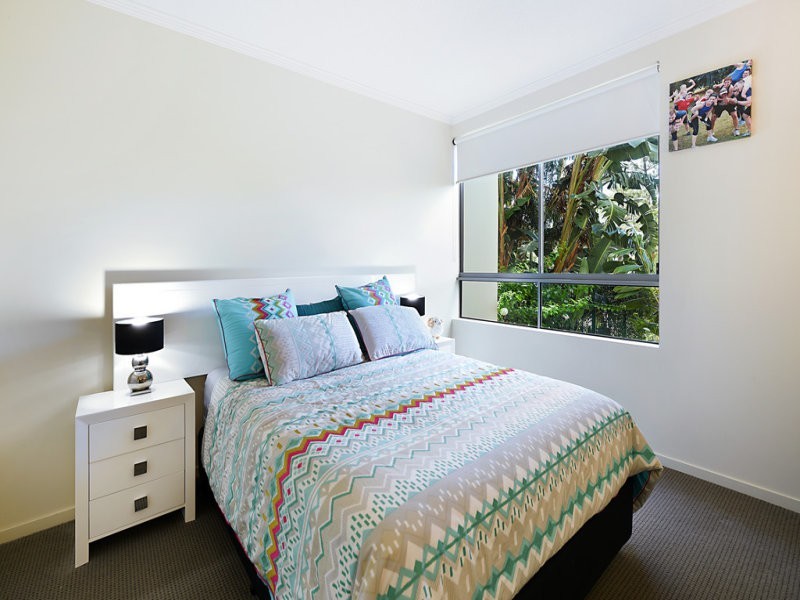 5T/20 Bayview Street, Runaway Bay QLD 4216