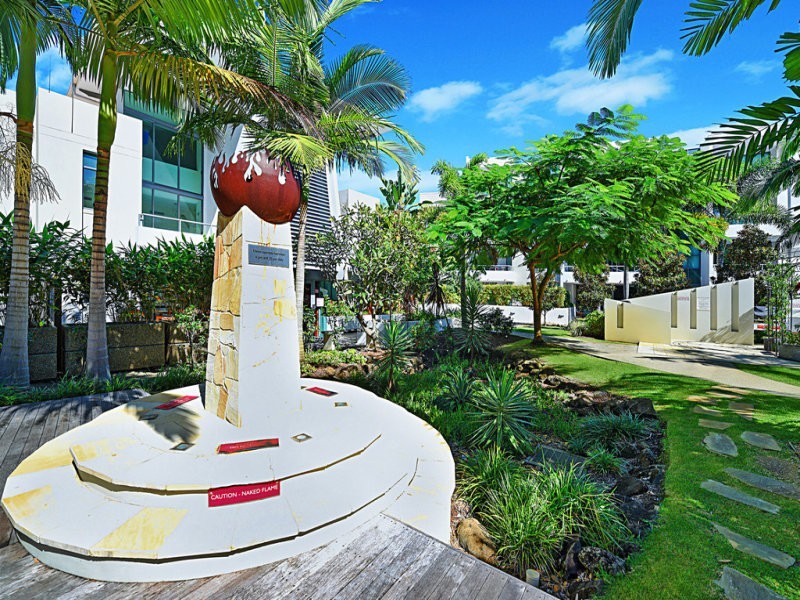 5T/20 Bayview Street, Runaway Bay QLD 4216