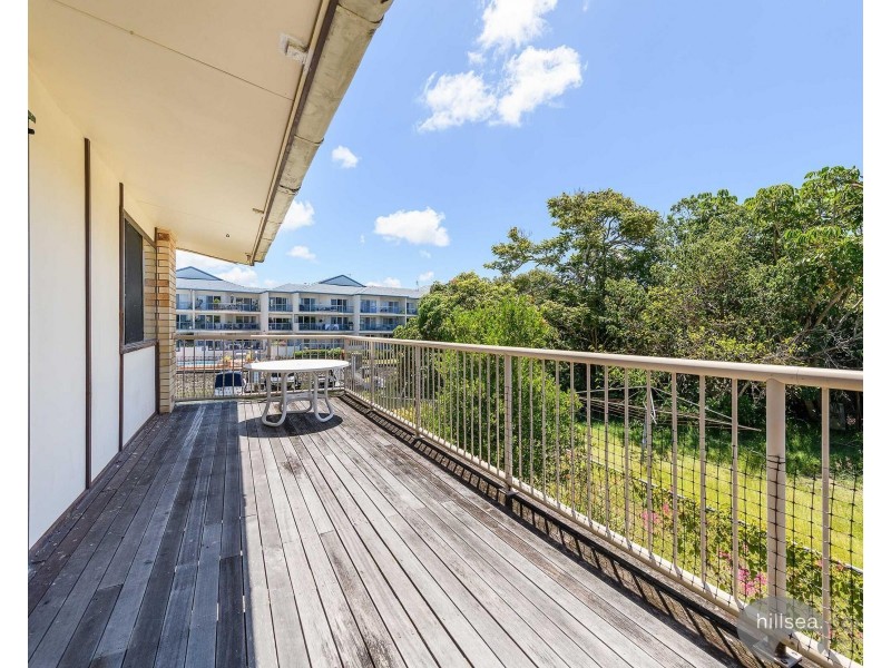16 Oatland Esplanade, Runaway Bay QLD 4216