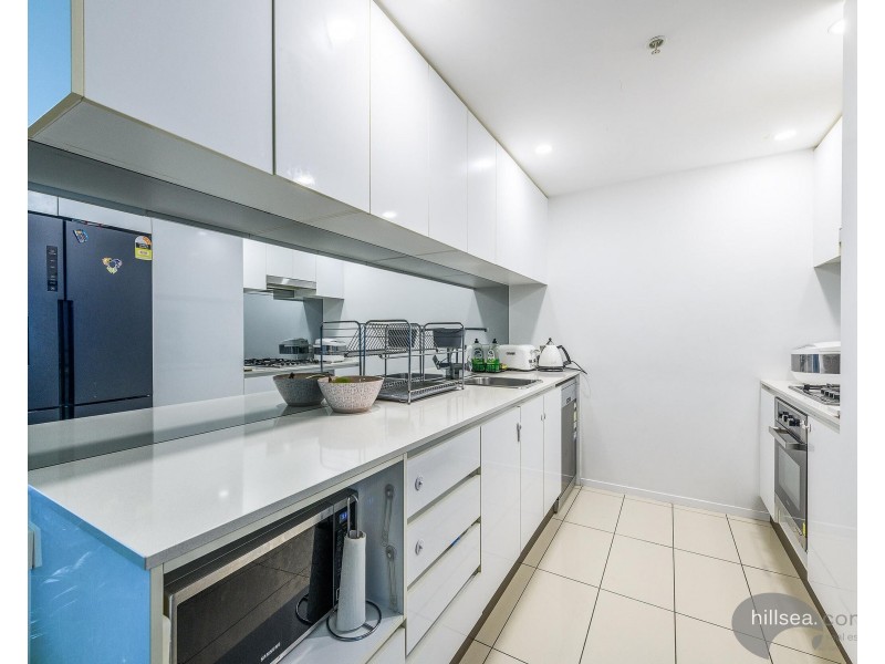 106/43 Harbour Town Drive, Biggera Waters QLD 4216