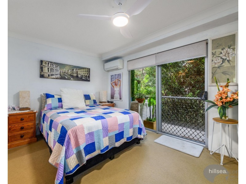 21/22 Oleander Avenue, Biggera Waters QLD 4216