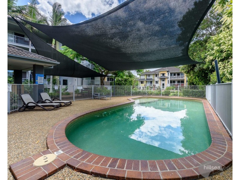 21/22 Oleander Avenue, Biggera Waters QLD 4216