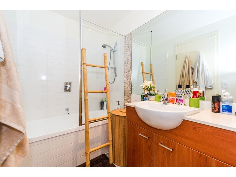 51/13-23 Bright Avenue, Labrador QLD 4215