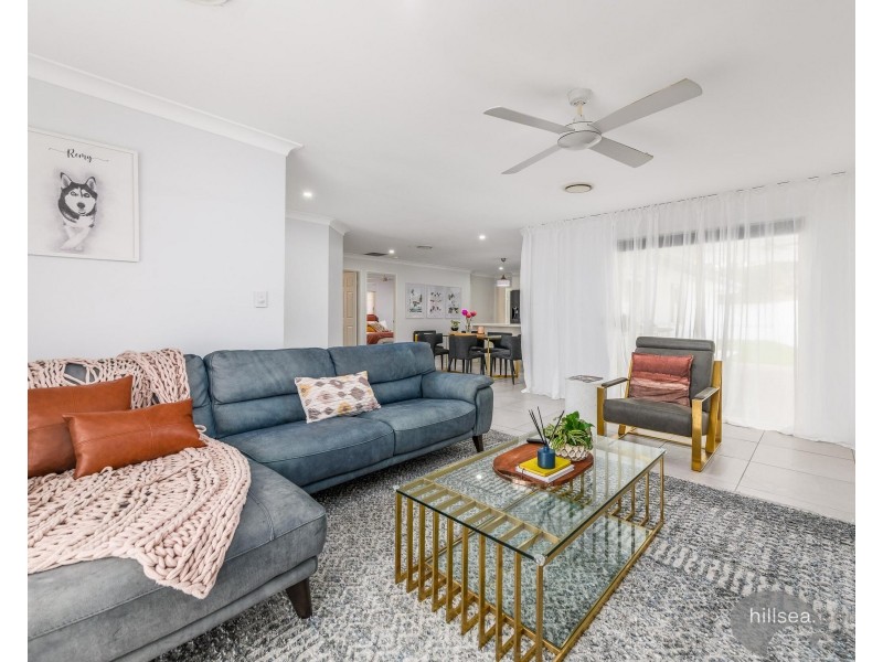 45 Poinsettia Avenue, Hollywell QLD 4216