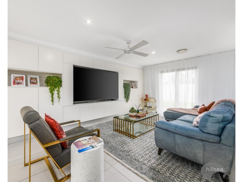 45 Poinsettia Avenue, Hollywell QLD 4216