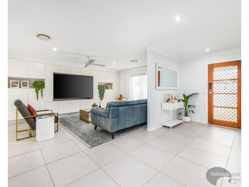 45 Poinsettia Avenue, Hollywell QLD 4216