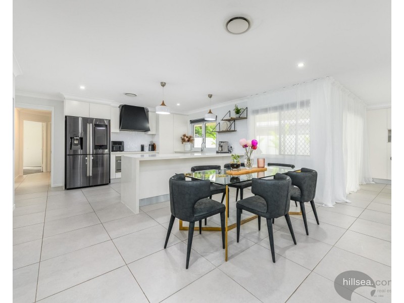 45 Poinsettia Avenue, Hollywell QLD 4216