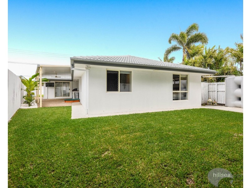 45 Poinsettia Avenue, Hollywell QLD 4216