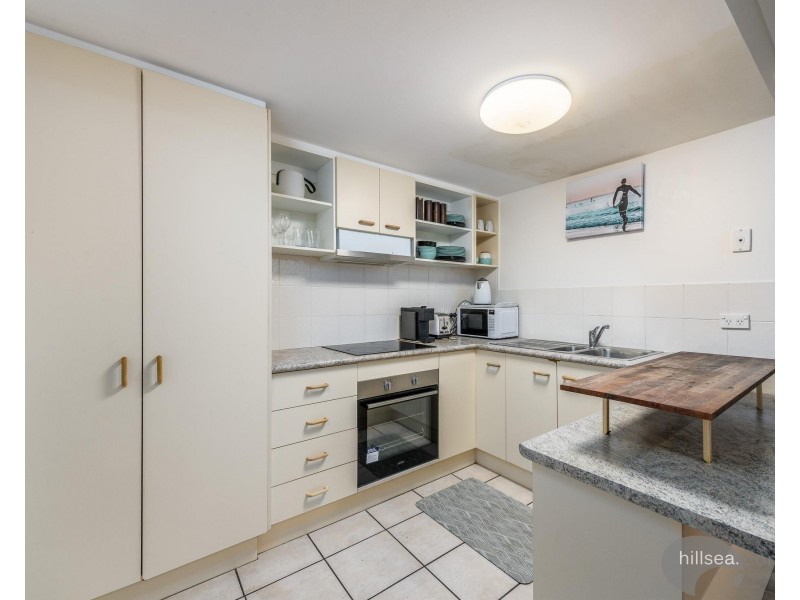 3/30 Government Road, Labrador QLD 4215