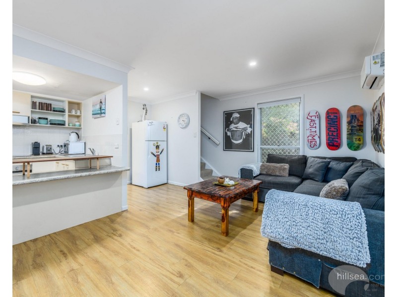 3/30 Government Road, Labrador QLD 4215