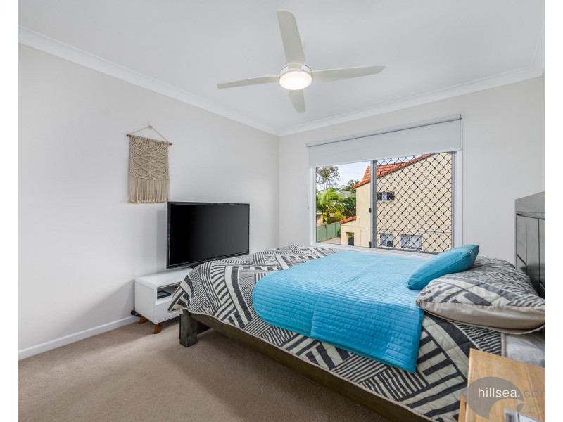 3/30 Government Road, Labrador QLD 4215