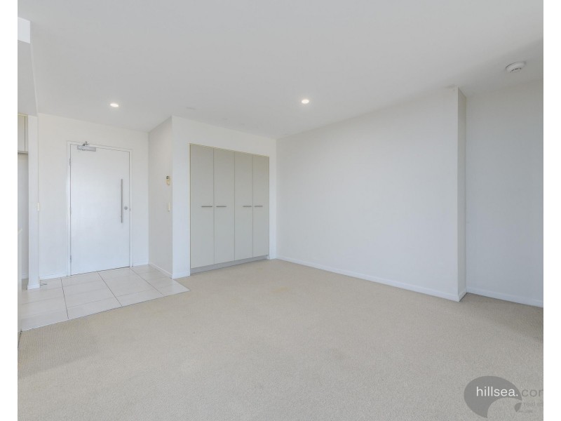 3308/2 Activa Way, Hope Island QLD 4212