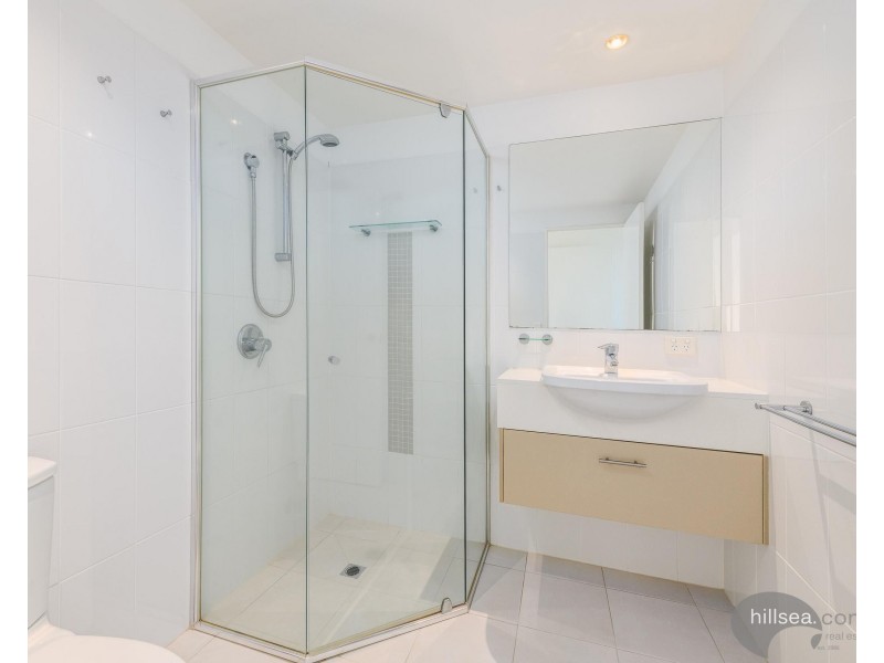 3308/2 Activa Way, Hope Island QLD 4212