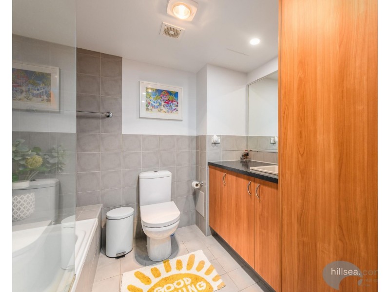 907/33 Clark Street, Biggera Waters QLD 4216