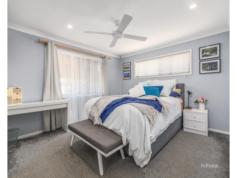 8 Viola Avenue, Hollywell QLD 4216