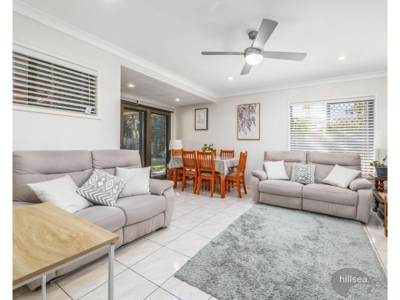 8 Viola Avenue, Hollywell QLD 4216