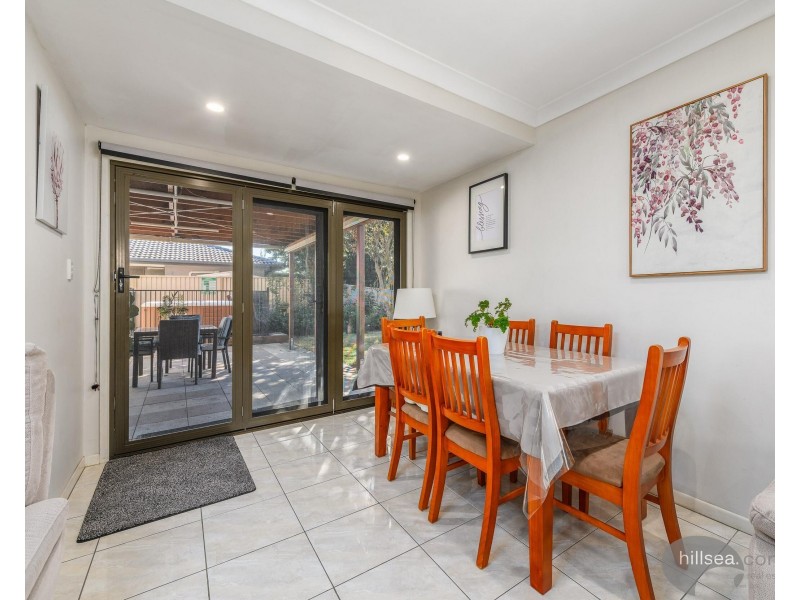 8 Viola Avenue, Hollywell QLD 4216