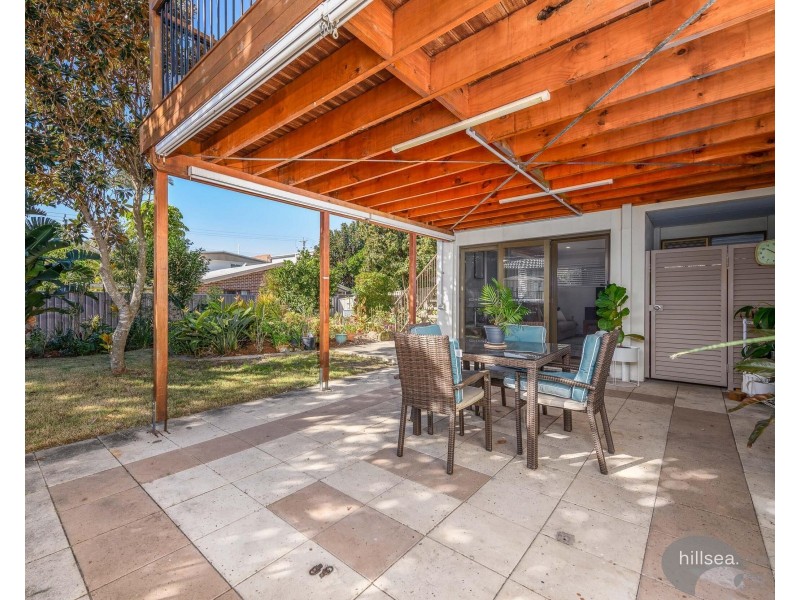 8 Viola Avenue, Hollywell QLD 4216