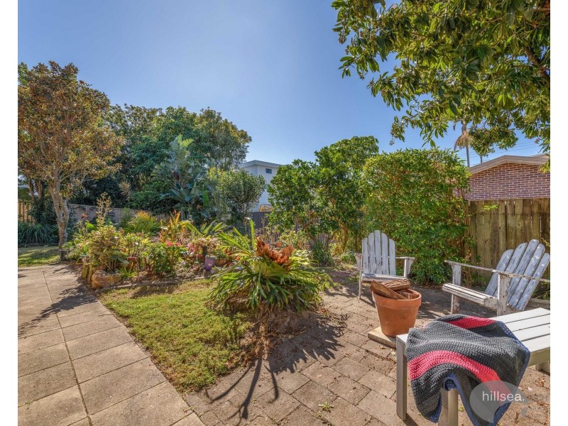 8 Viola Avenue, Hollywell QLD 4216