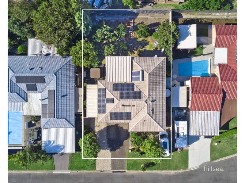 8 Viola Avenue, Hollywell QLD 4216